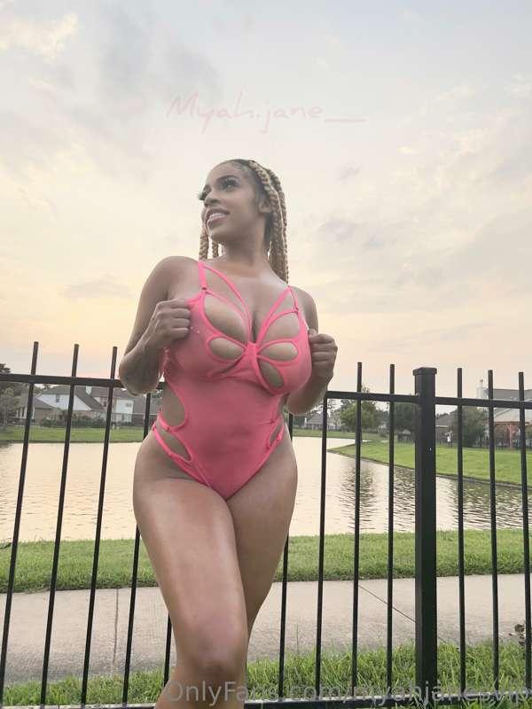 myahjanesvip image #0