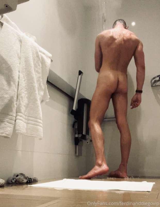 🔥🚿 💦 🍑#workonthatbooty