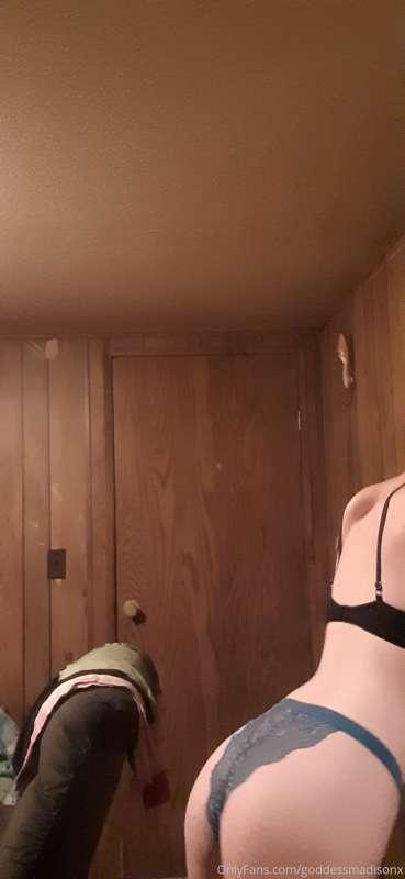 You love my perfect ass dont you babe?