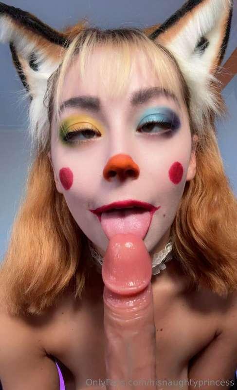 Grab my hair as you shove it in my mouth 