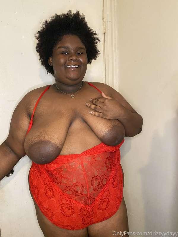 Enjoy my tits🥰