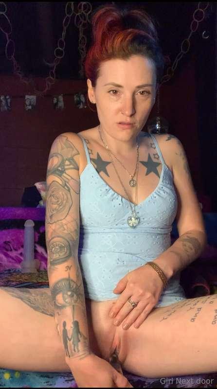 Watch me cum so fuckin hard. 💦 love watching how creamy my p..