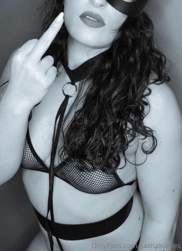 You know you love it and you can't resist me 👑 I'm your Godd..
