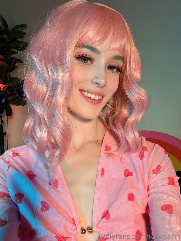 A smile is the best accessory 💗