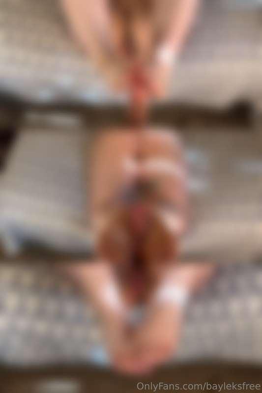 POV foot job with cumshot <3