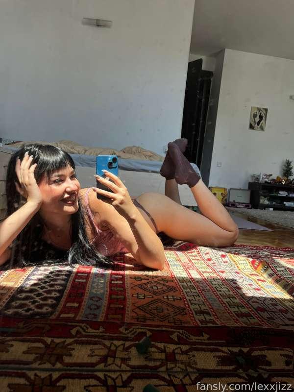 ur fav pose but i’m wearing socks today:) 

#socks #thepose #feet #smile #girlnextdoor #altgirl #blackhair #brunette #young