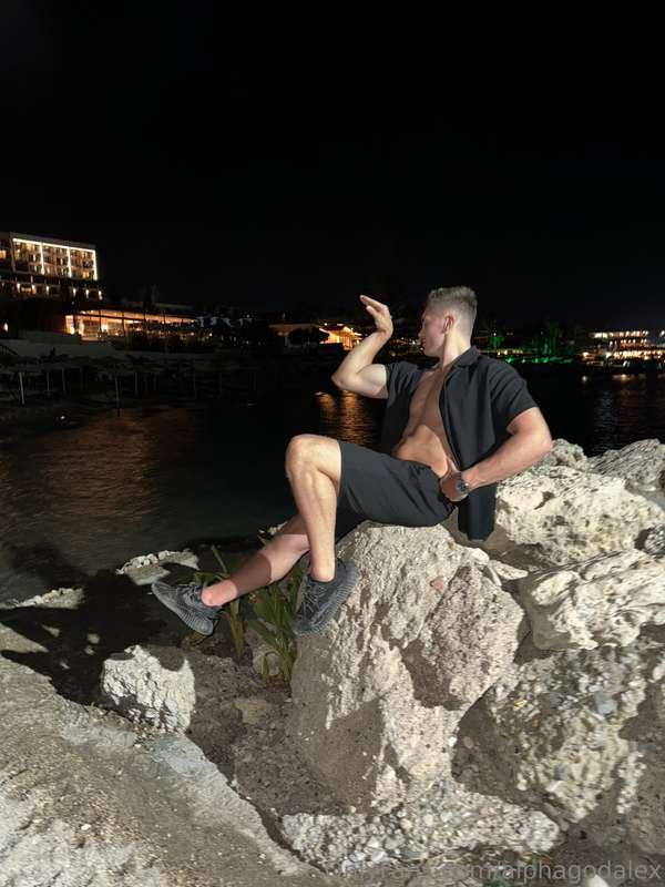 alphagodalex image #0