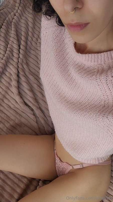 Wanna see me slowly tease and and take off these pink pantie..