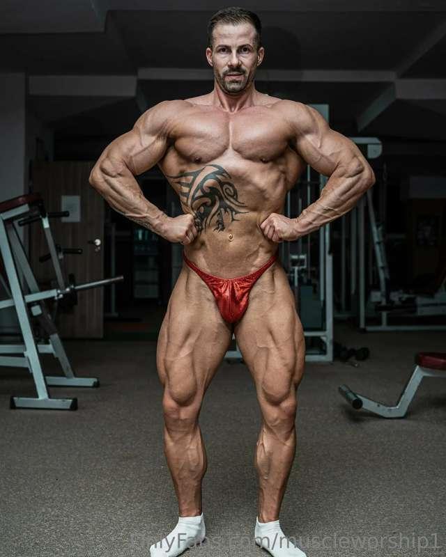 muscleworship1 image #3