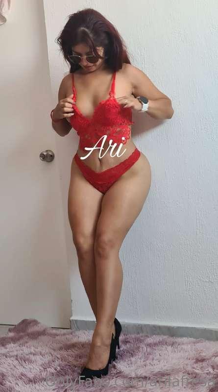 Quieres ver más? Únete a mi grupo privado de Te.le.gram