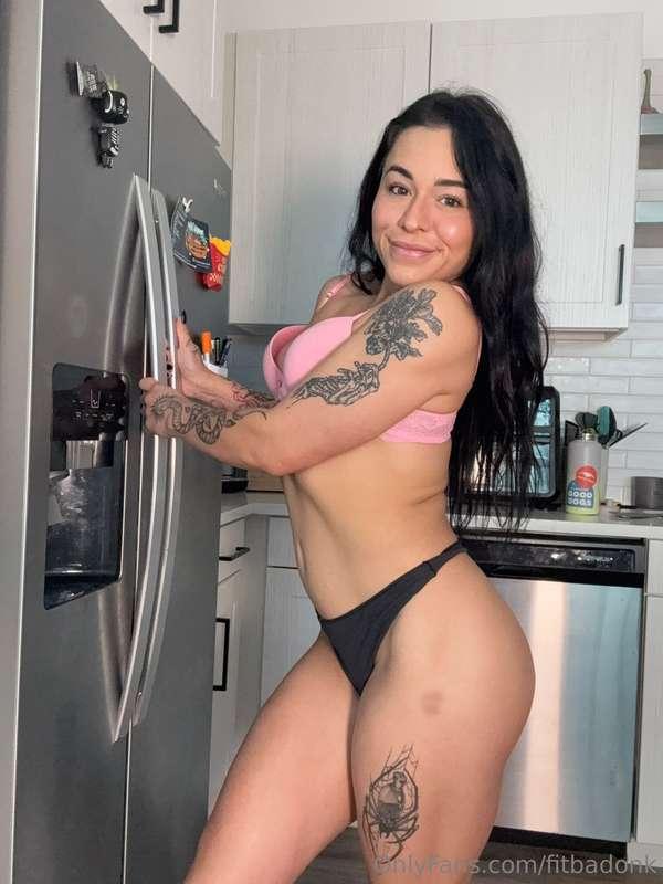 UPDATE!! Going live with @cheerleaderkait @9pm EST this Frid..
