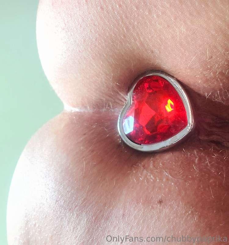 what the world needs now is love... Happy Friday, my loves