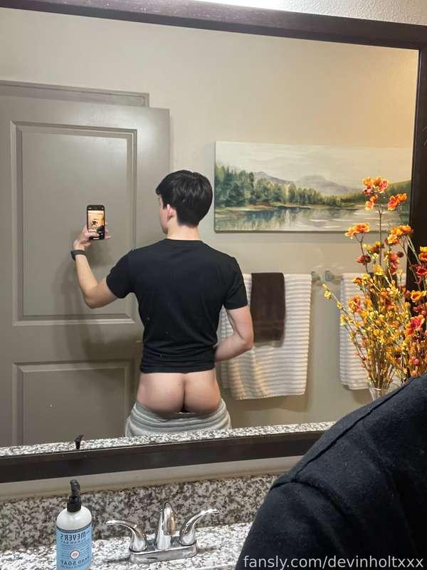devinholtxxx image #1