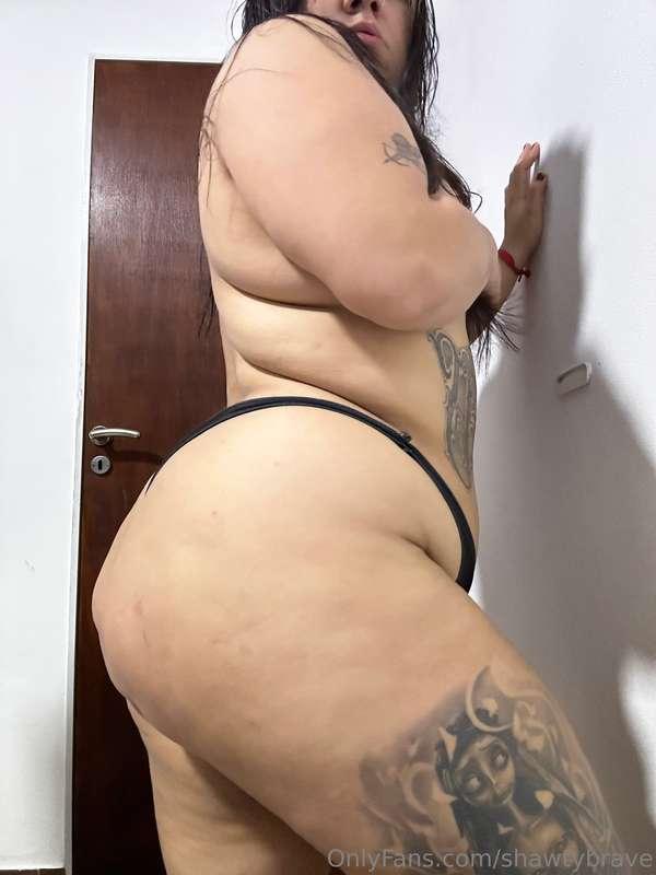 Do you enjoy watching pictures of me like this? In my vip ac..