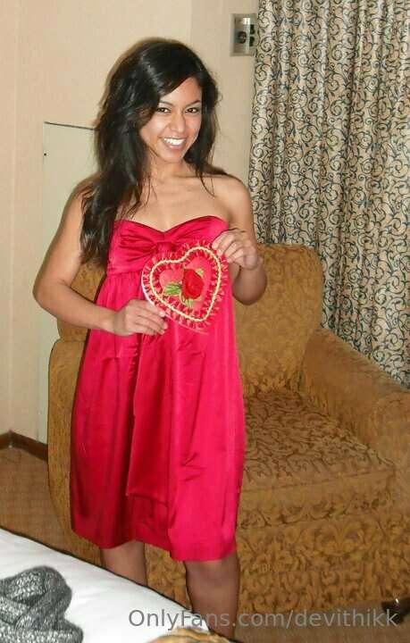 Oh my god I just found some old pics and I was sooooo skinny..