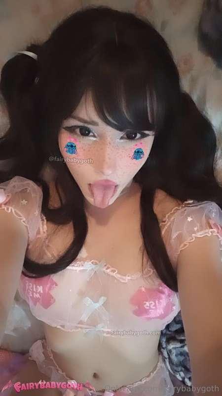 pls give it to me daddy 💦😝