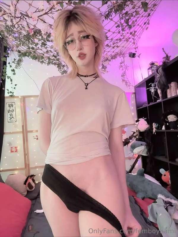 femboyhami image #1