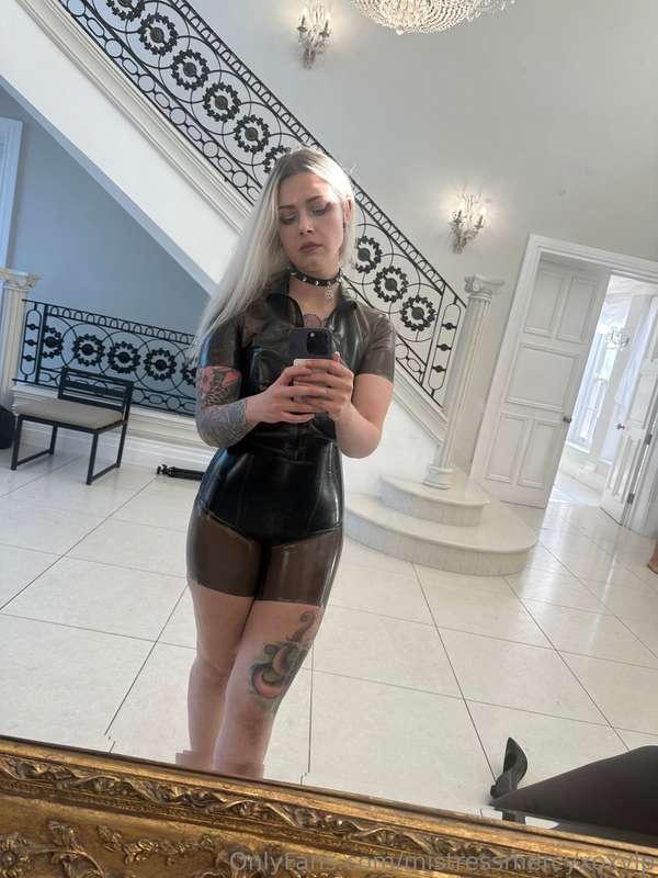 mistressmercyxoxvip image #1