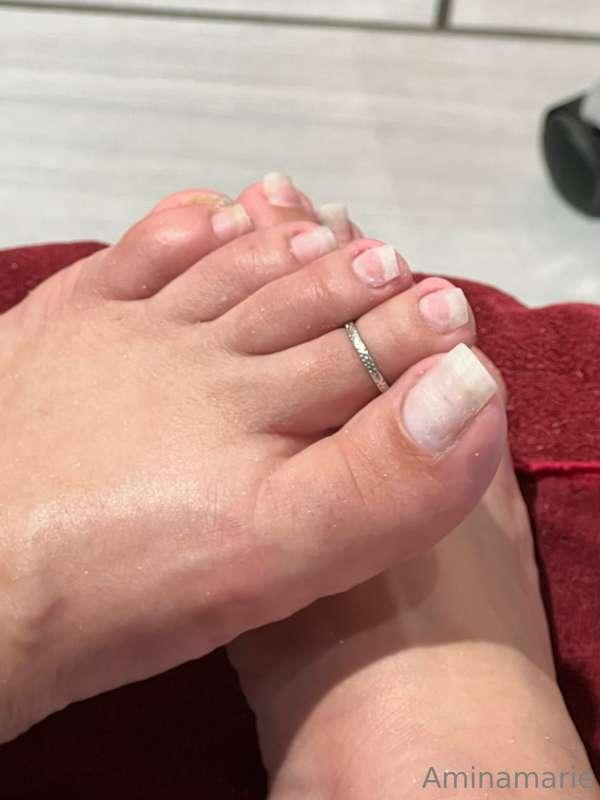 Nudes... not a fan so it doesn't happen often lol