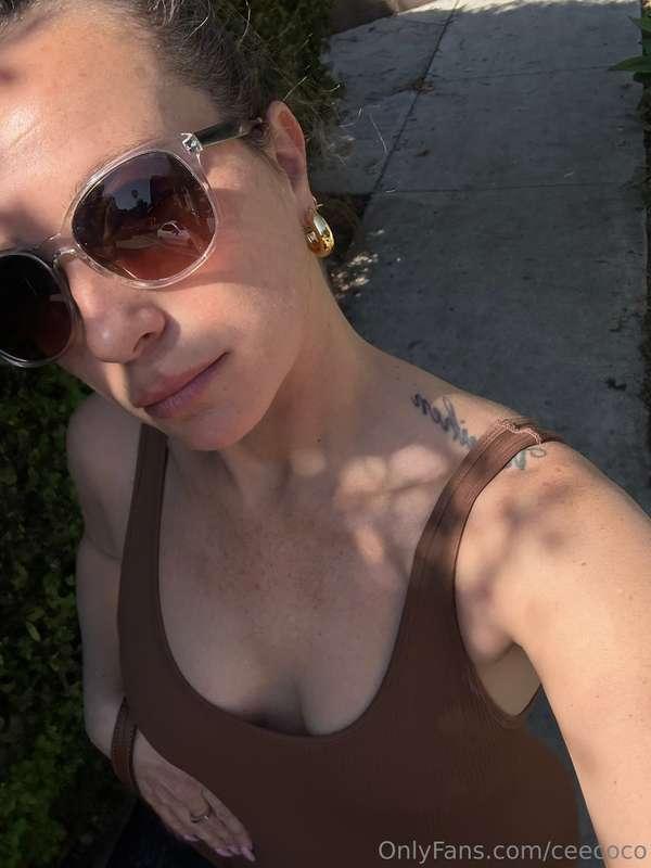 Get your steps in babies! Build your dream body 💕