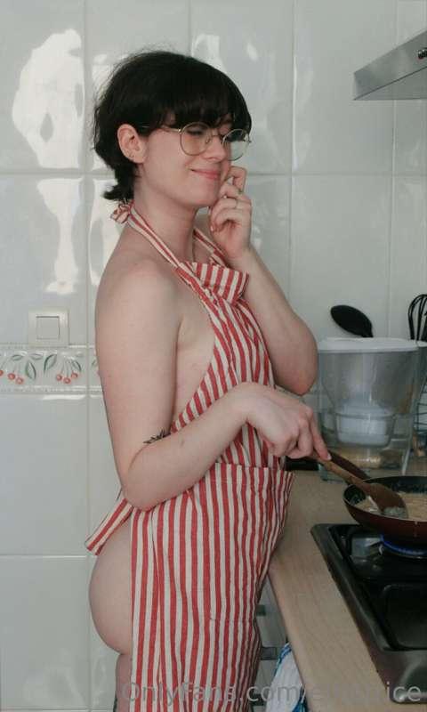 ¡Hora de cocinar! 🧑‍🍳

La comida y la cocina, dos de las cos..