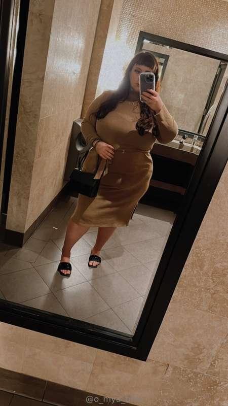 Babes I’m gearing up for Exxxotica, buying videos would help..