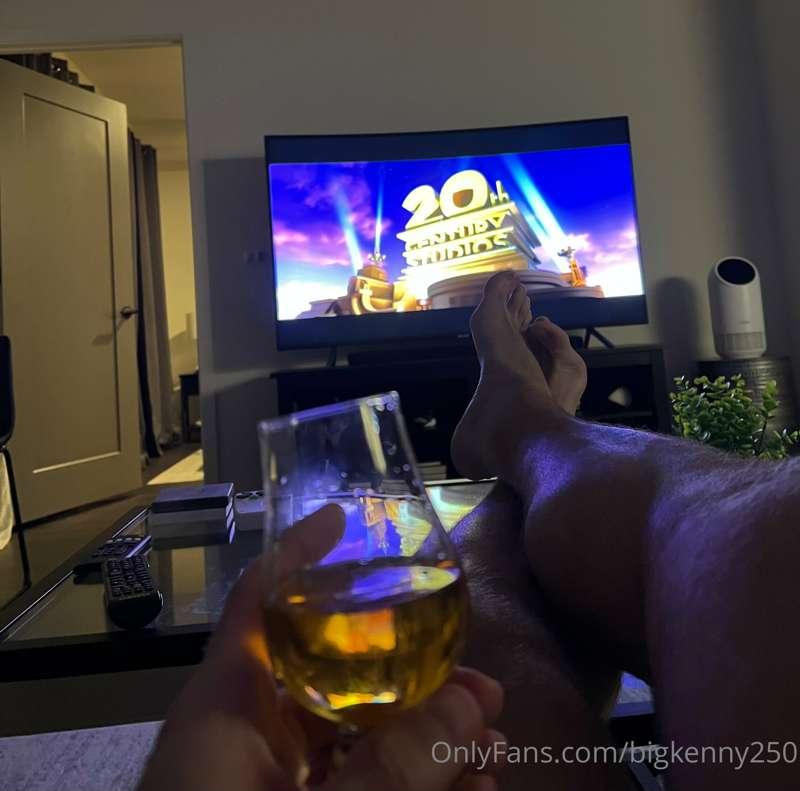 Relaxing on Thursday night as I deserve 🤴🏻