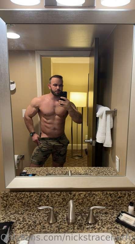 20% OFF MY MAIN PAGE @nick_stracener ! BUT ONLY FOR THE NEXT..