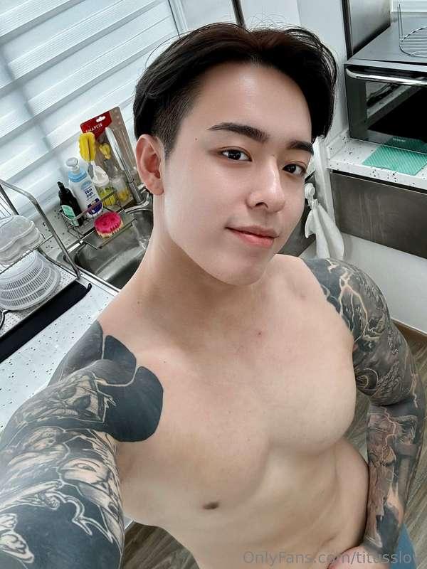Mornings like this… Warm sheets, bare skin, and nowhere to b..