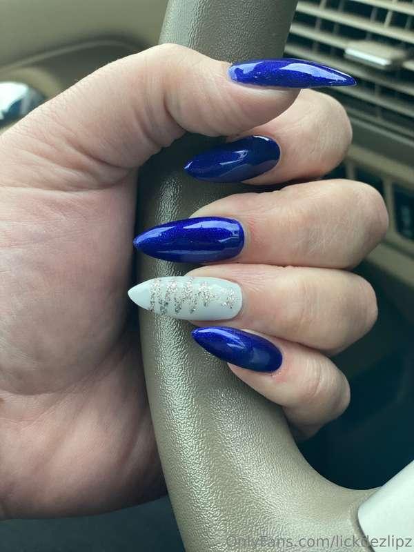 Add me to your Christmas list, I’ll be your favorite Ho! Sen..