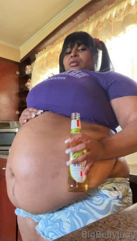bigbellyjudy image #6