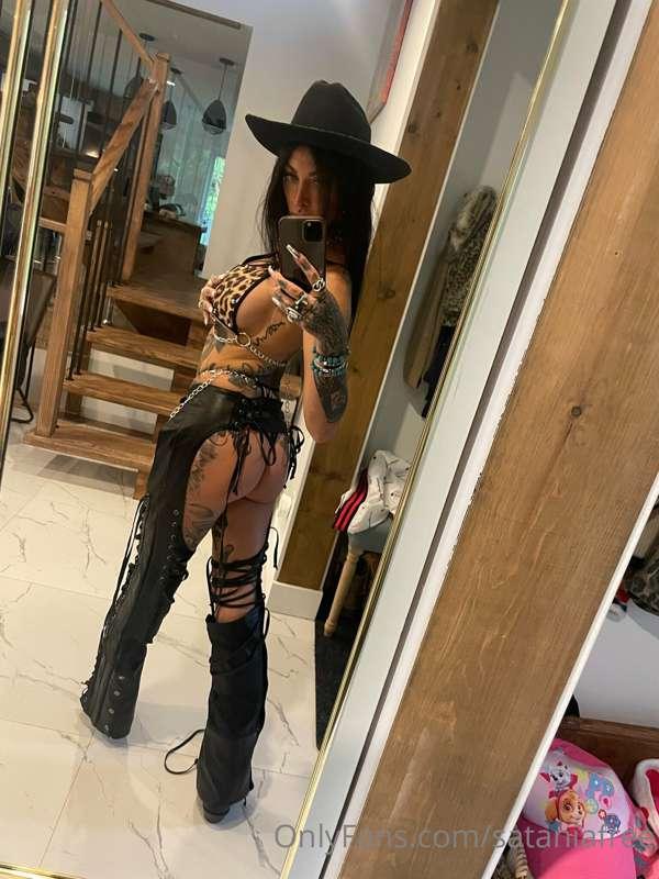 I’ve been a bad girl, and I deserve a spanking. 😈