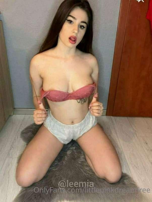 🔥 @leemia @leemia @leemia 🔥
🄷🄾🅃 🄰🄽🄳 🄽🄰🅄🄶🄷🅃🅈 🄶🄸🅁🄻
🍑 🄸'🄼 🄰🄻🅆🄰🅈..