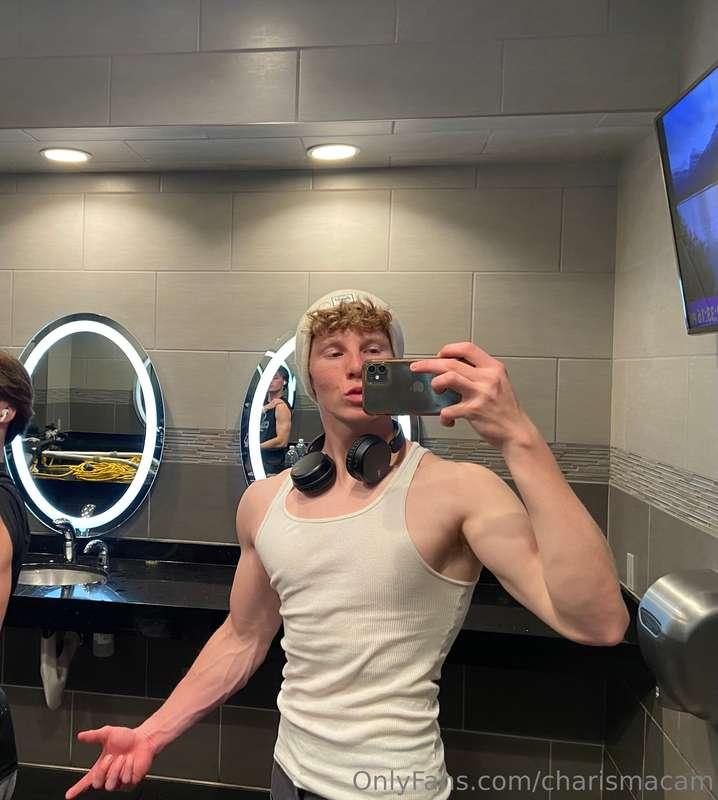 addicted to the gym