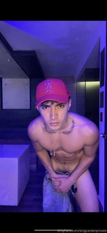 Go send me a DM 😈