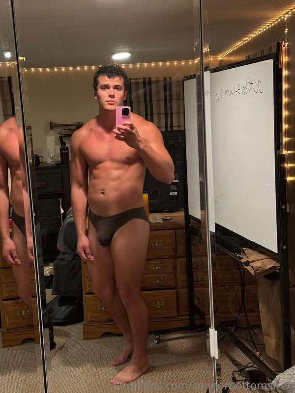 JOIN MY VIP page https://onlyfans.com/connorbottoms/c3 for n..