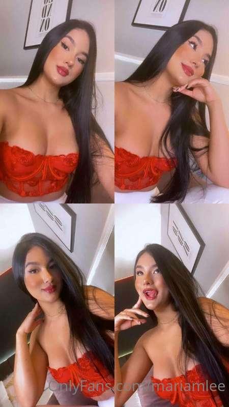 Your favourite girl is available now! haha 😘 DM me if u wann..