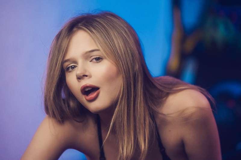 Good girl or bad girl? 🤭⚡
