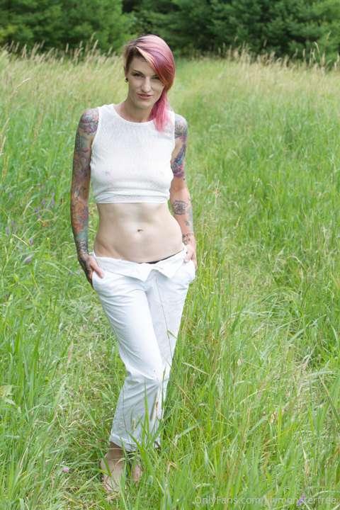 lilymonsterfree image #7