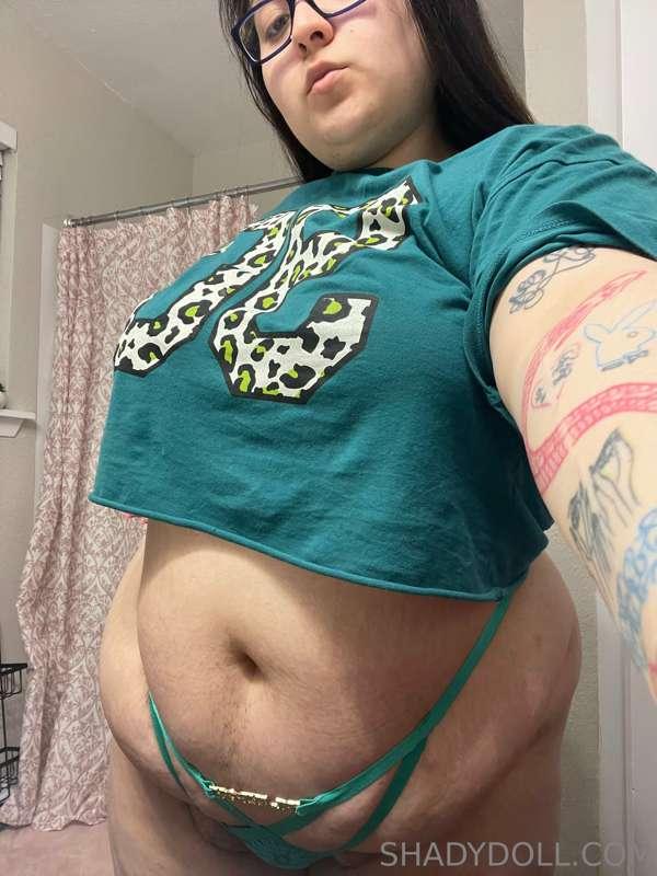 I should've gotten a bigger size!! 🙈 my ass and pussy are TO..