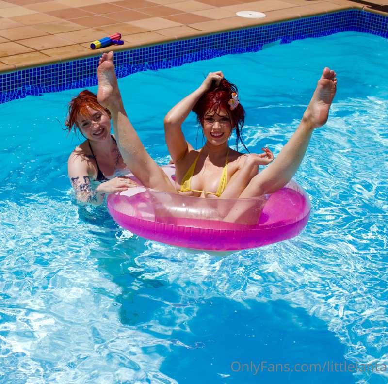 Pool Party! 💕🔫💦
 @evaray