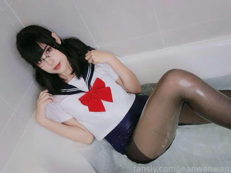 jeanwanwan image #1