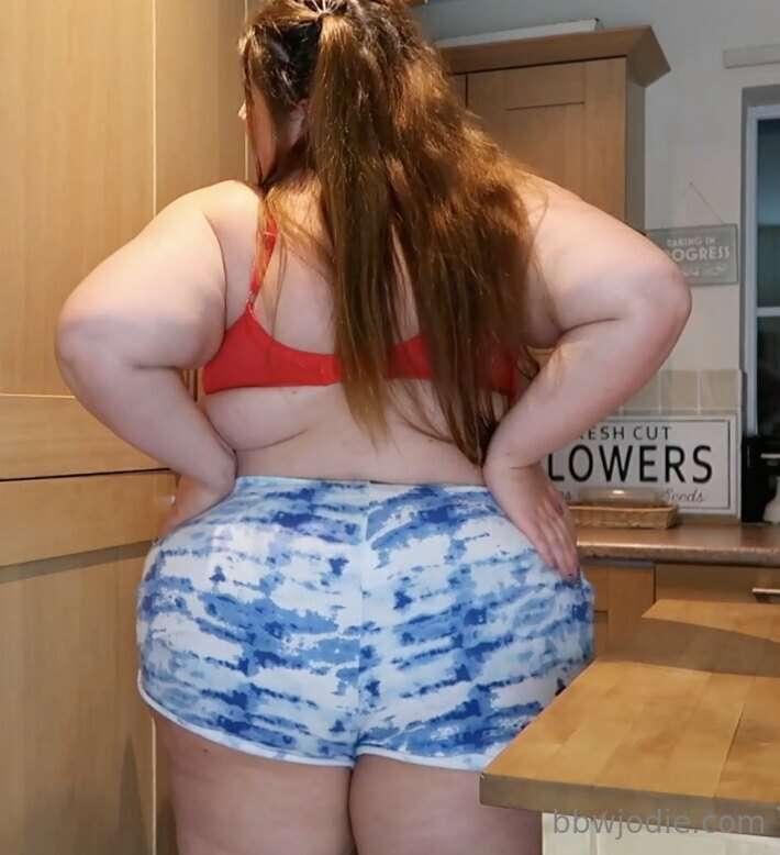 bbwjodie image #2