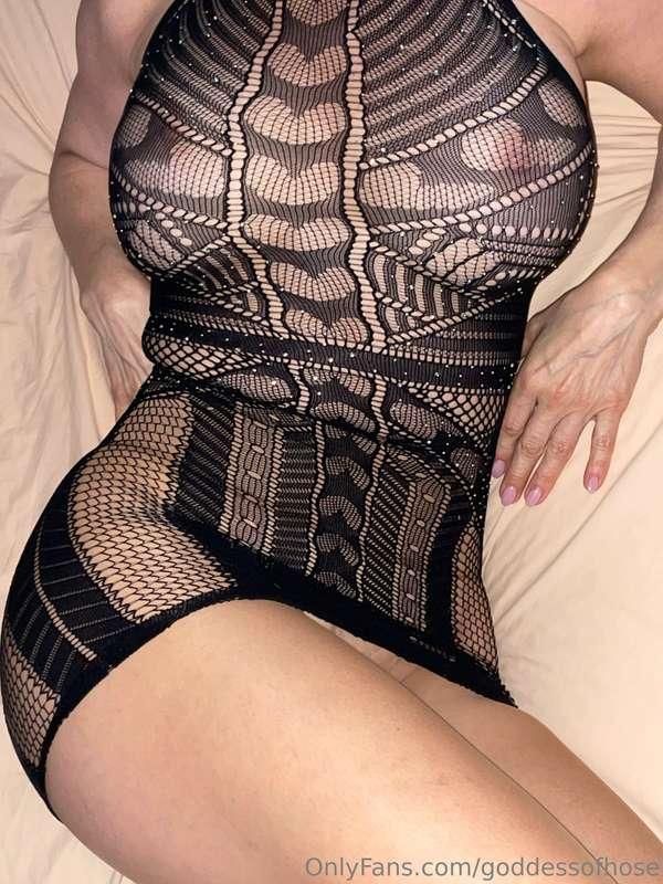 goddessofhose image #0