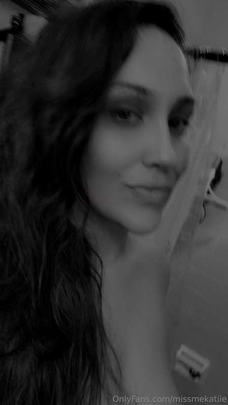Hey ya'll! How's your day going??