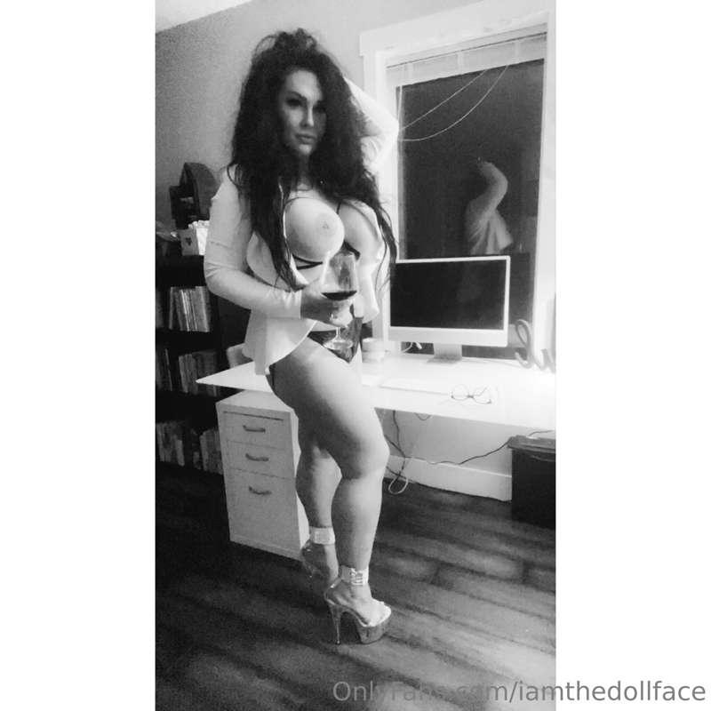 iamthedollface image #5