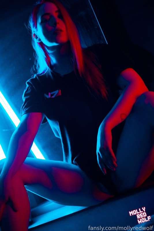 mollyredwolf image #10