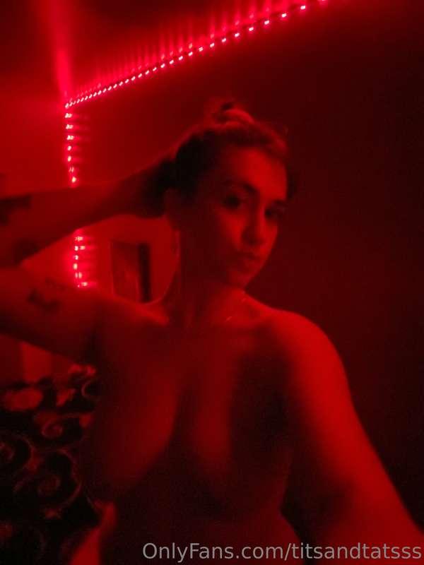 titsandtatsss image #1