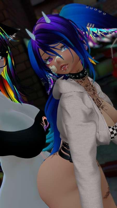 ❓Random❓ Ft. @ToatsieVR
Some nice pics while filming the doggy scene from the main video~

🎥Full video🎥(19 mins⏰) here:
https://fansly.com/post/757112490239729664

#public #hentai #vr #nsfw #lewdtuber #cleavage #bigtits #car #pic #futa