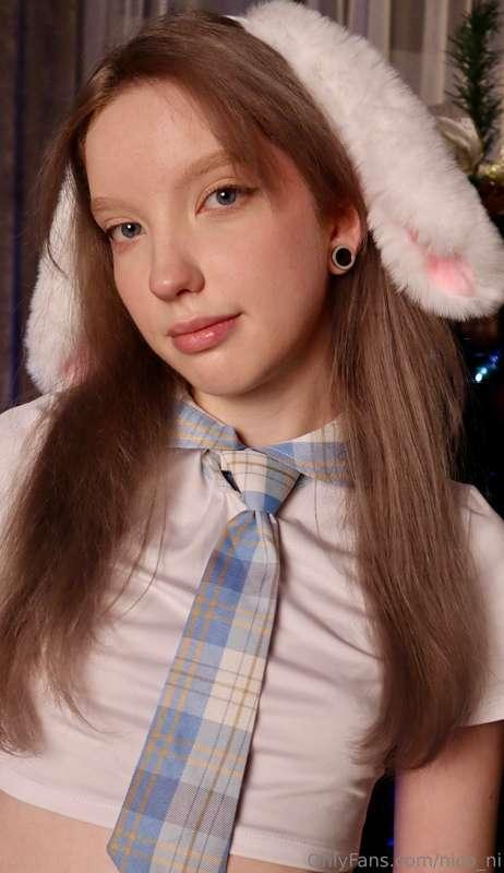 With these ears, I'm ready to be your cute little bunny 💋💖